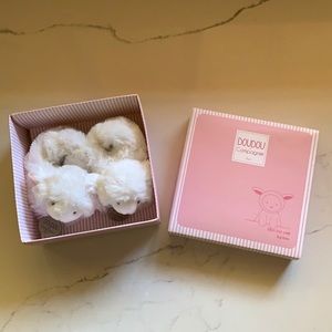 Doudou et Compagnie Lamb Baby Slippers
